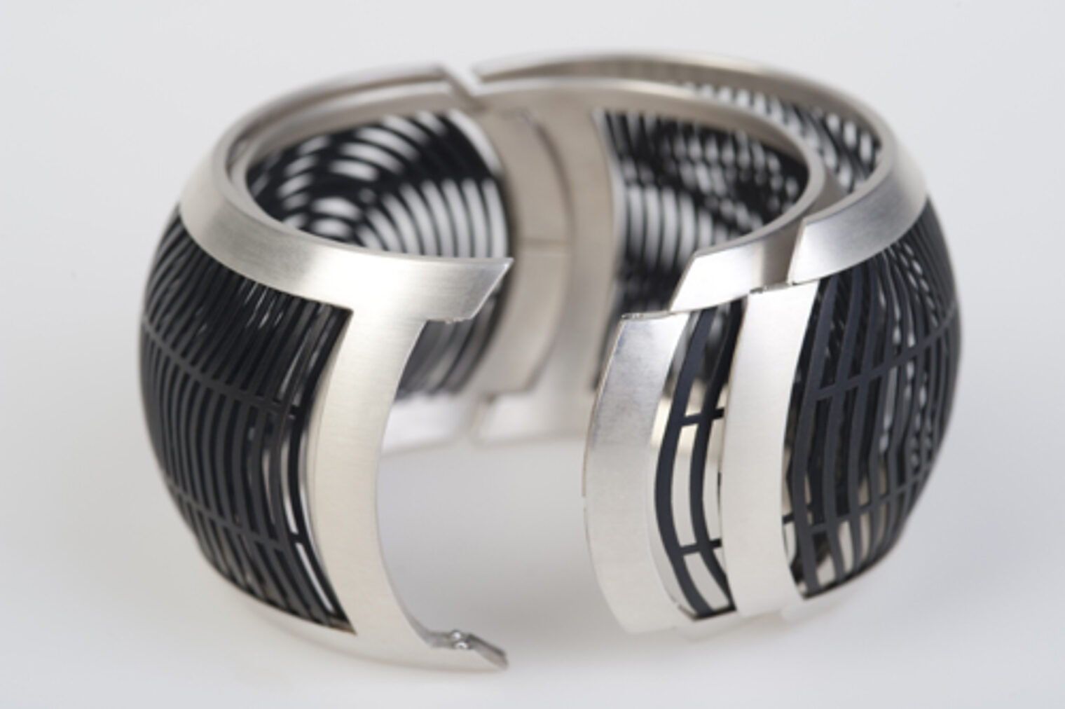 Armschmuck_Klug_GP_13_Gesellenp
